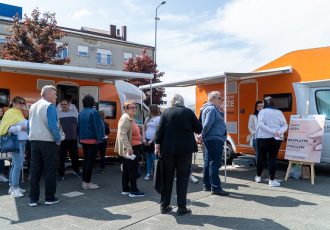 SPASITE SVOJU KOŽU: U GOSPIĆU U JEDNOM DANU OBAVLJENA ČAK 272 BESPLATNA PREGLEDA MADEŽA, OTKRIVEN SAMO 1 SUSPEKTNI