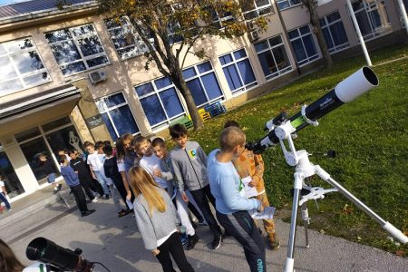 Na astronomskim aktivnostima u Gospiću sudjelovalo skoro 200 učenika